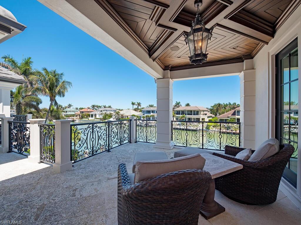 PARK SHORE - Residential