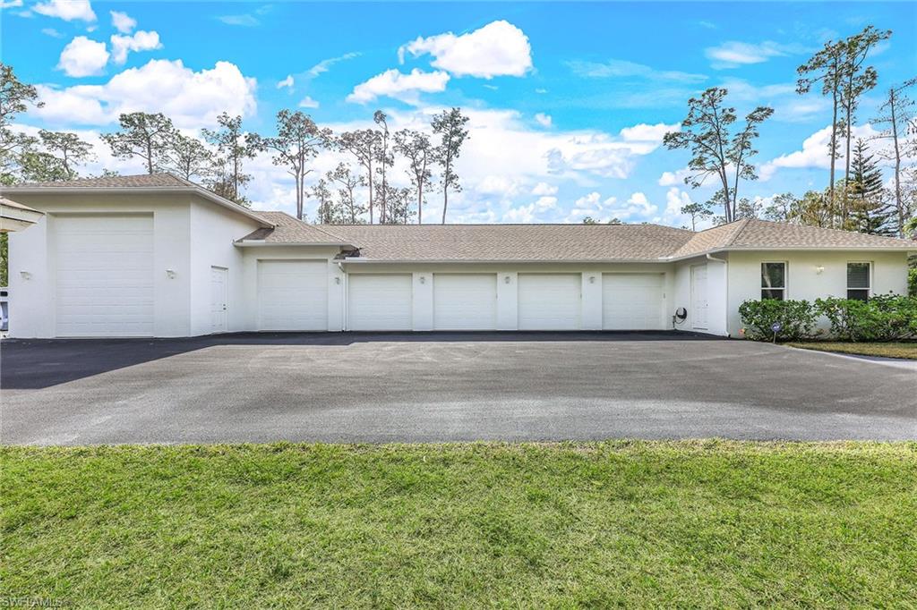 OAKES ESTATES - Residential