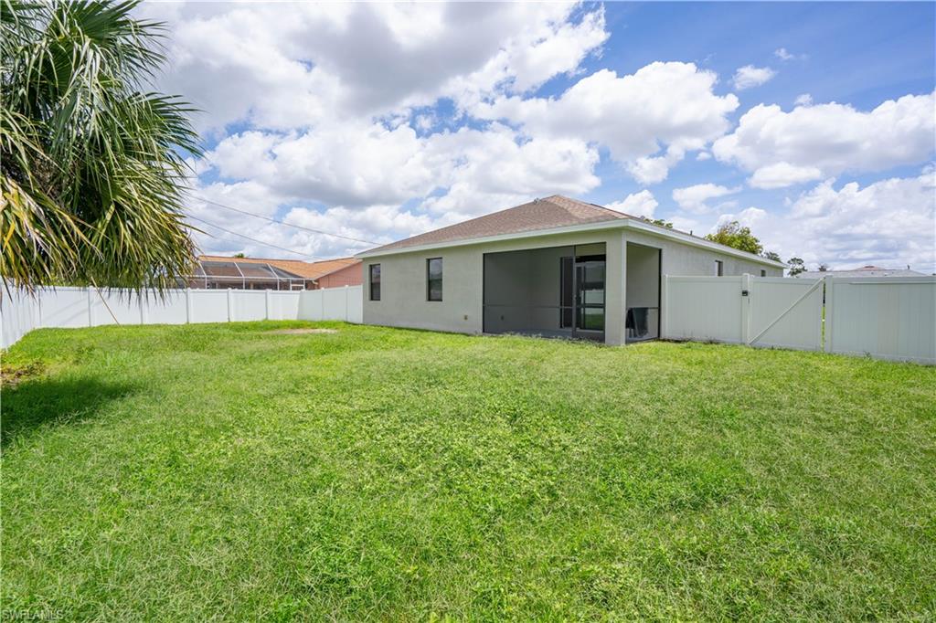CAPE CORAL - Residential