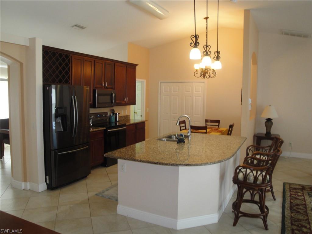 CAPE CORAL - Residential Lease