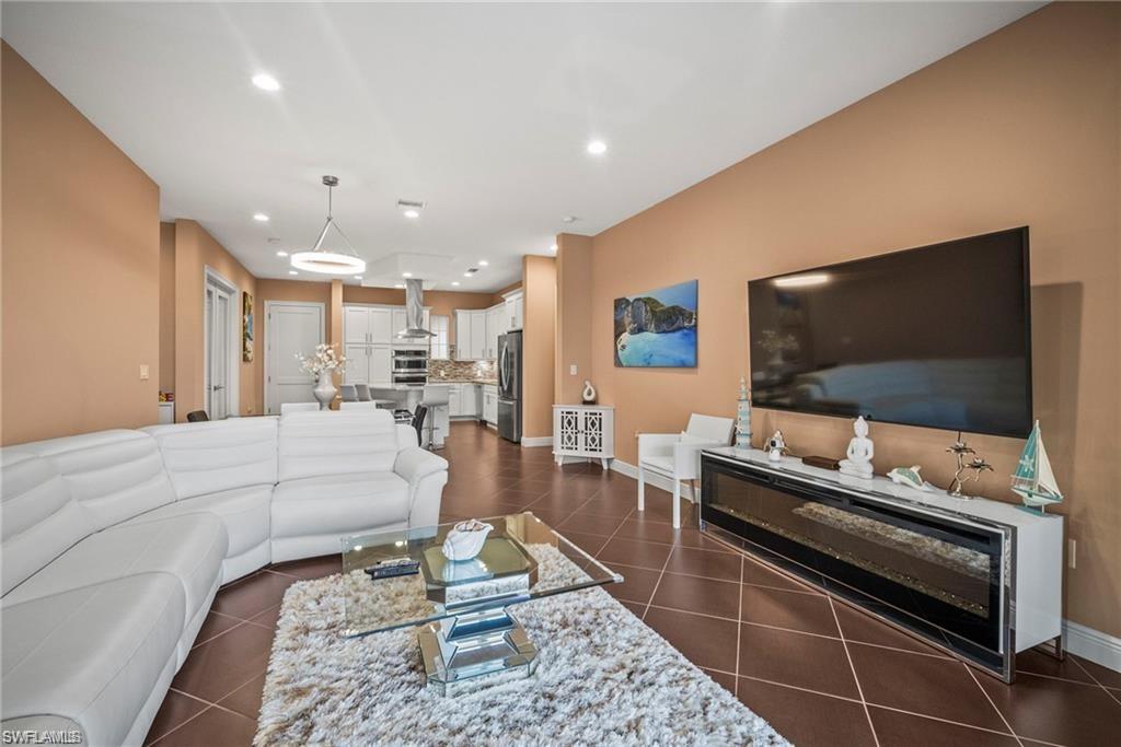 GENOVA - Residential Lease