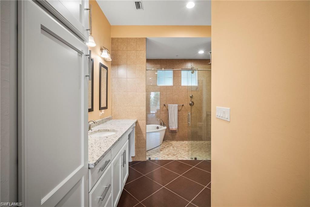 GENOVA - Residential Lease
