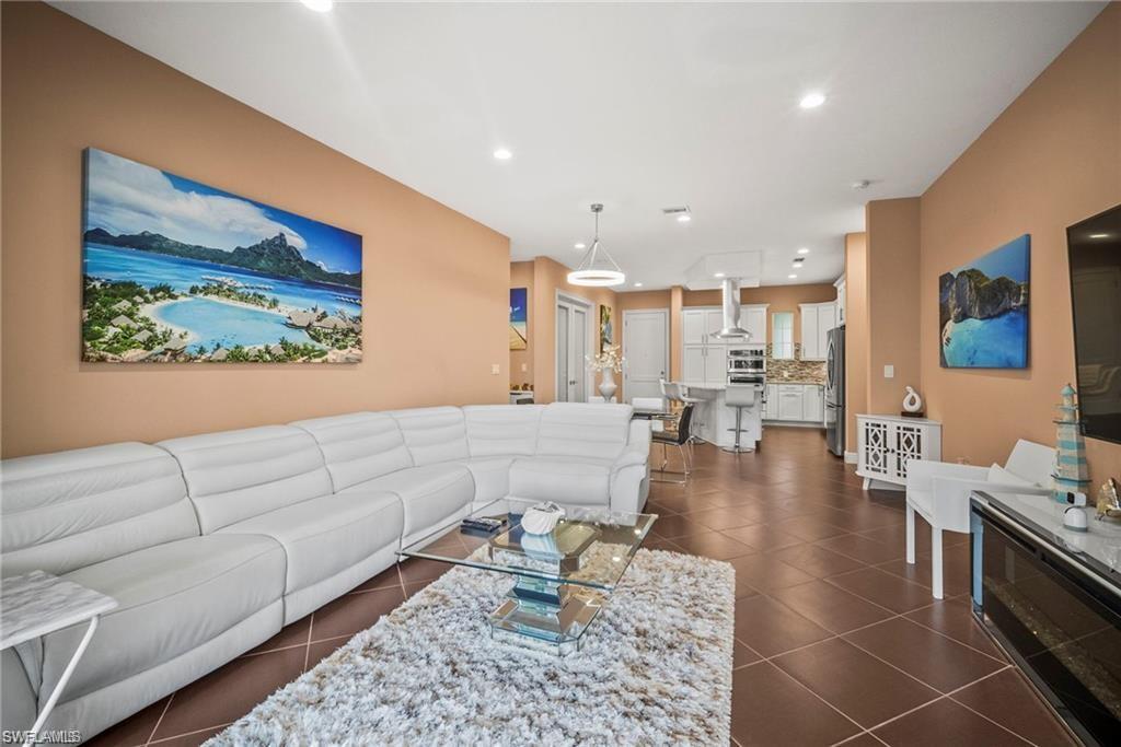 GENOVA - Residential Lease