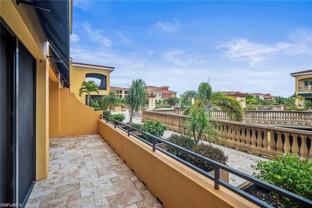 GENOVA - Residential Lease