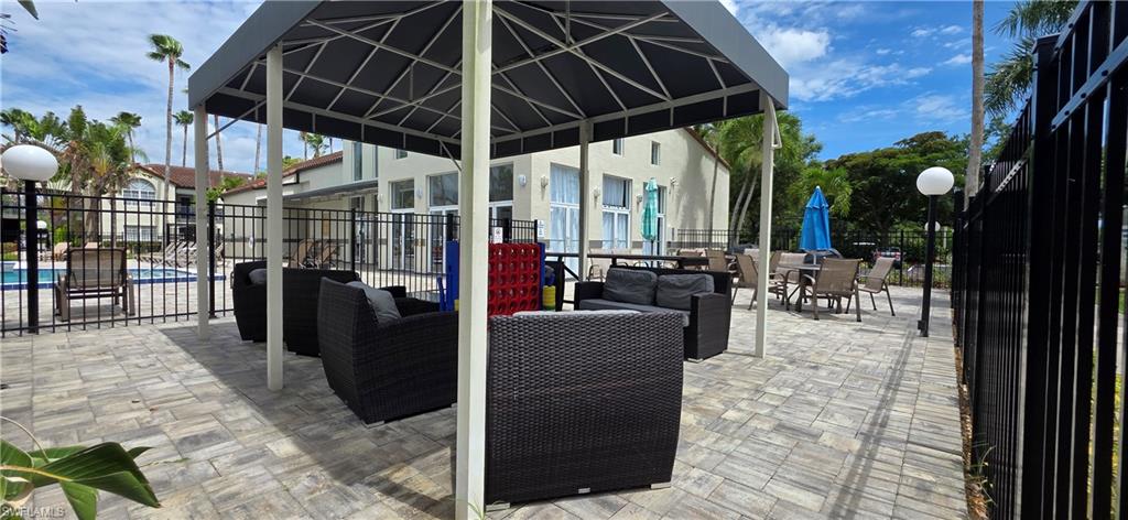 RENAISSANCE - Residential Lease