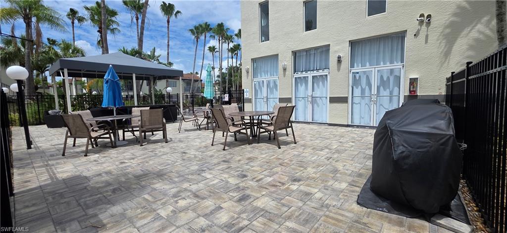 RENAISSANCE - Residential Lease