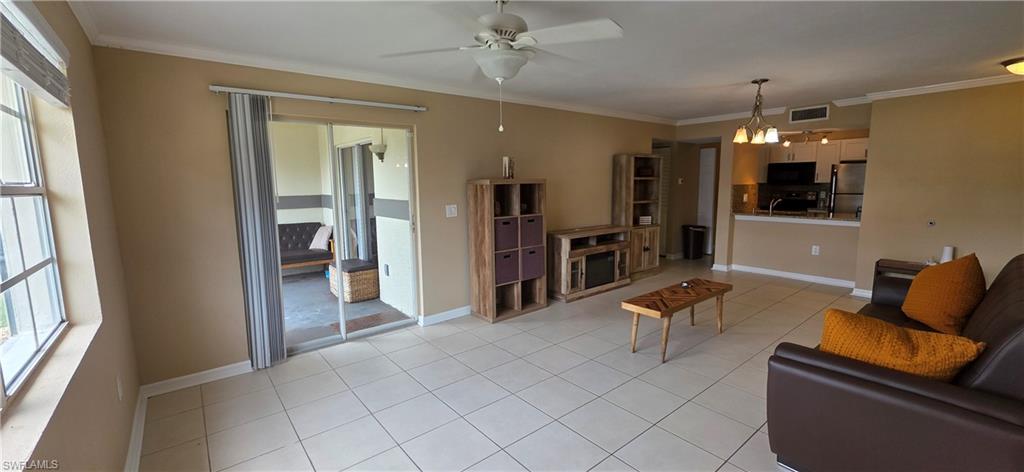 RENAISSANCE - Residential Lease