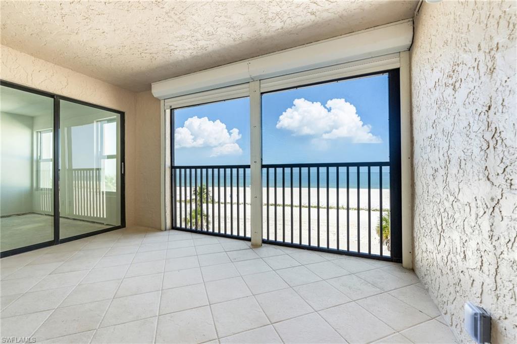EDEN HOUSE CONDO - Residential