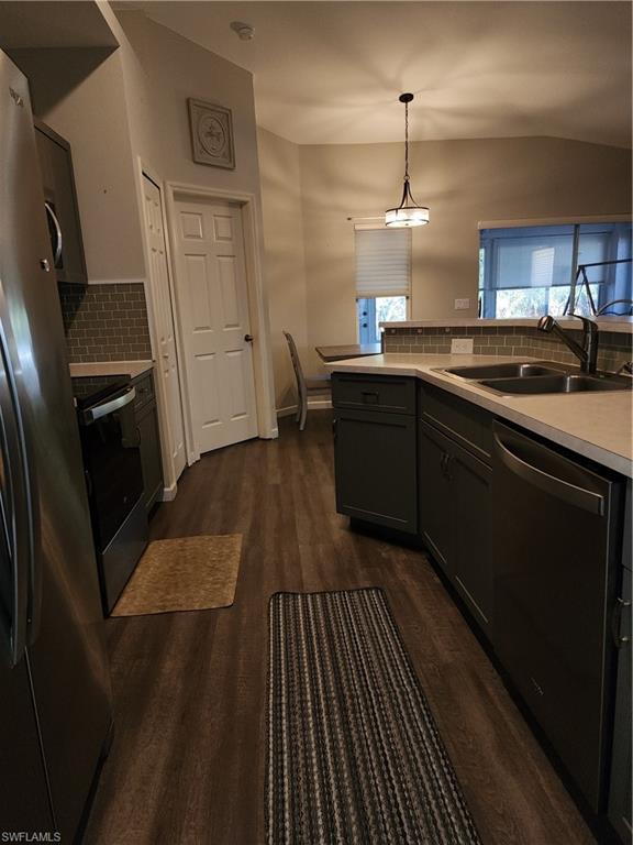 VILLAGES OF BETHANY TRACE - Residential