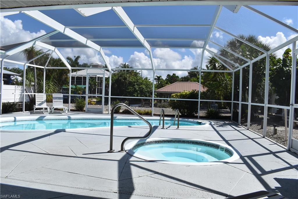 HOLIDAY HEIGHTS - Residential