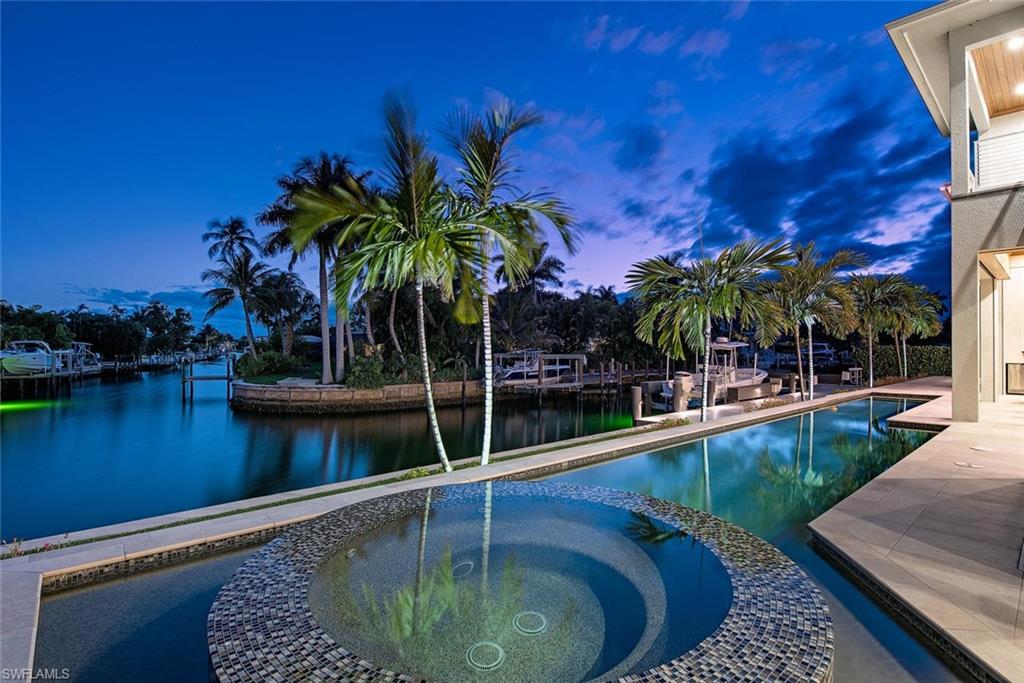ROYAL HARBOR - Residential