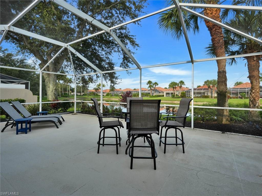 VILLAGE WALK - Residential