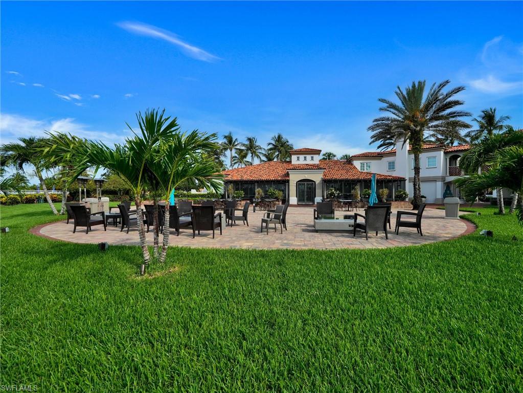 VILLAGE WALK - Residential