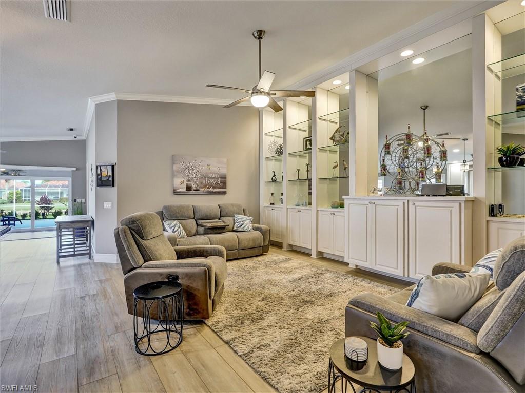 VILLAGE WALK - Residential