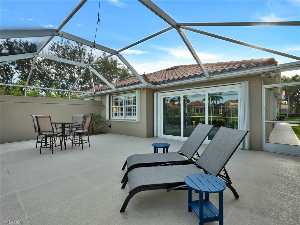VILLAGE WALK - Residential