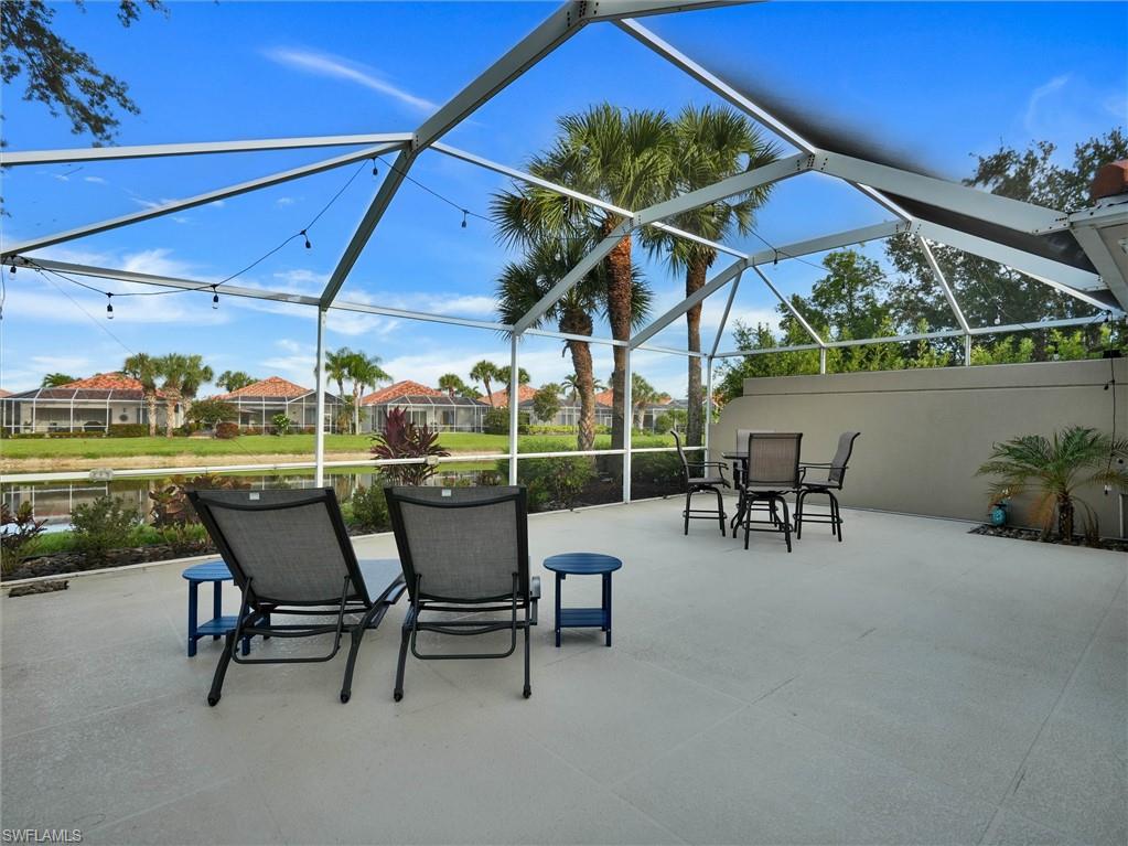 VILLAGE WALK - Residential