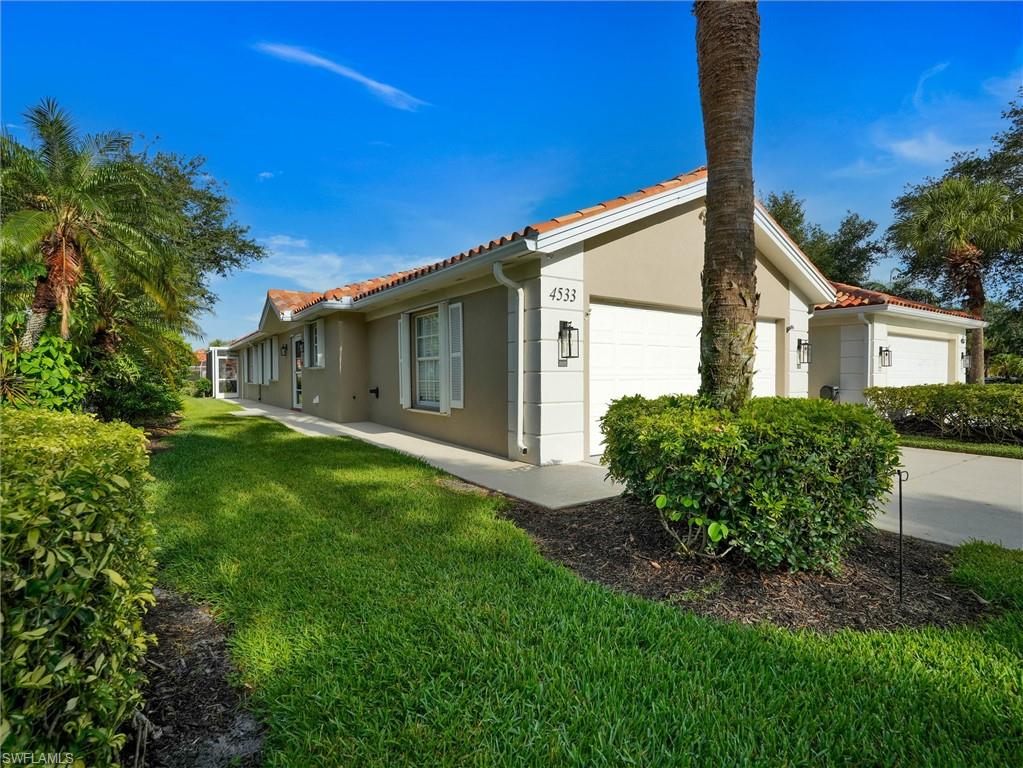 VILLAGE WALK - Residential