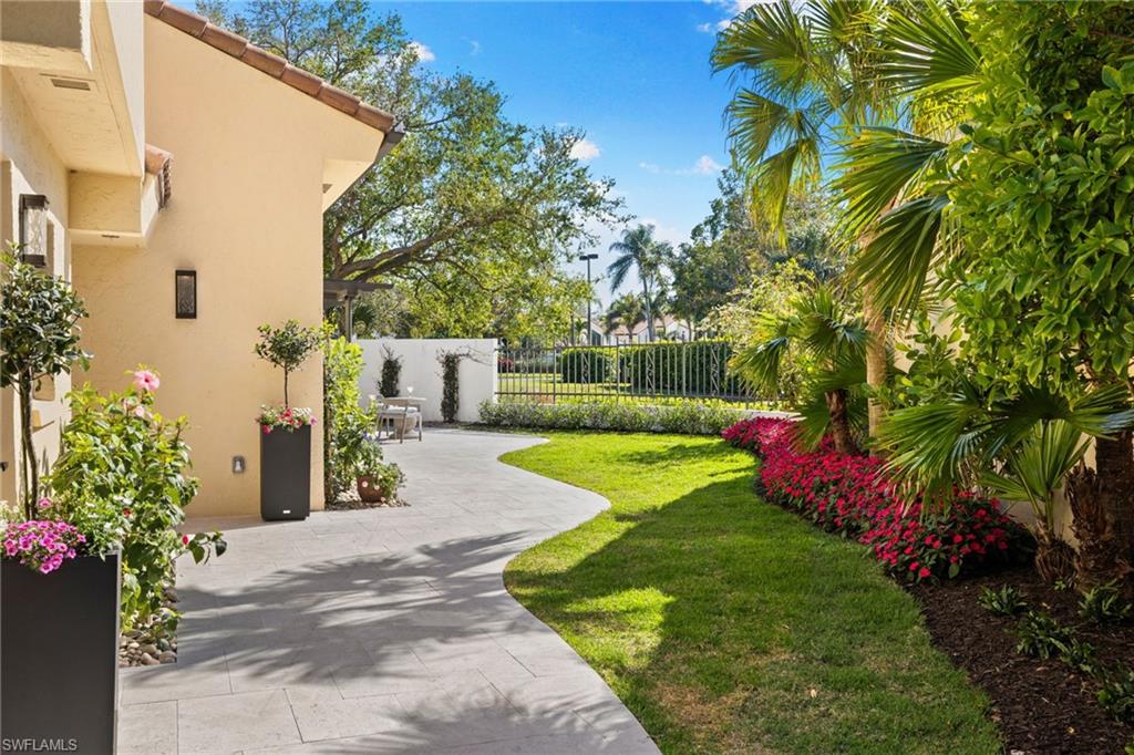SAND POINTE - Residential