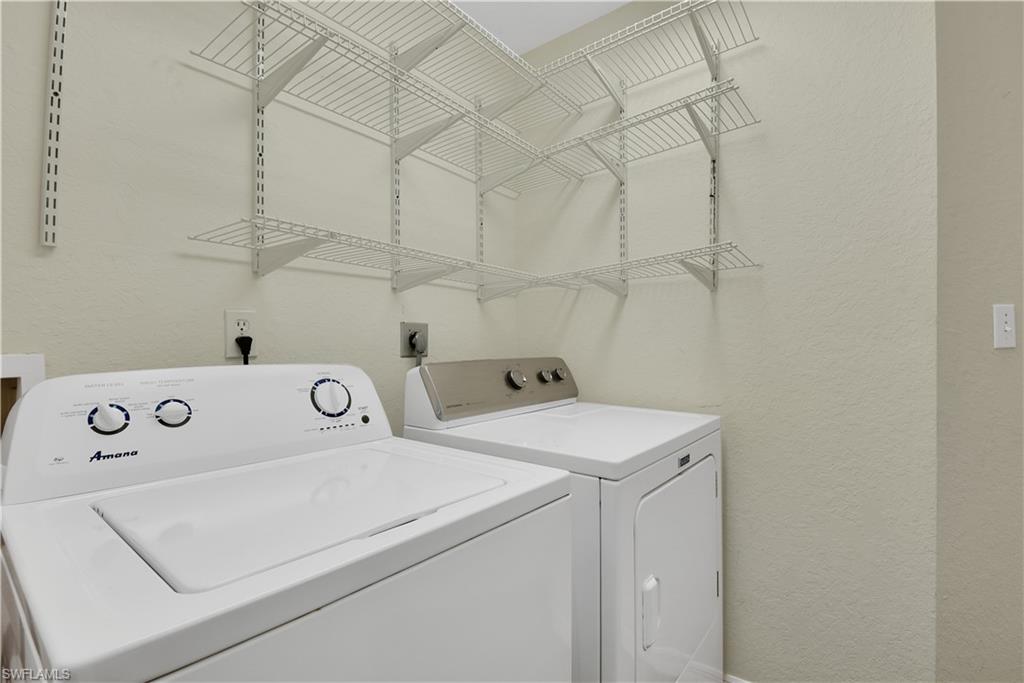 LAS BRISAS AT SPANISH WELLS - Residential
