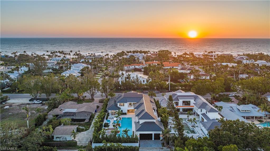 AQUALANE SHORES - Residential