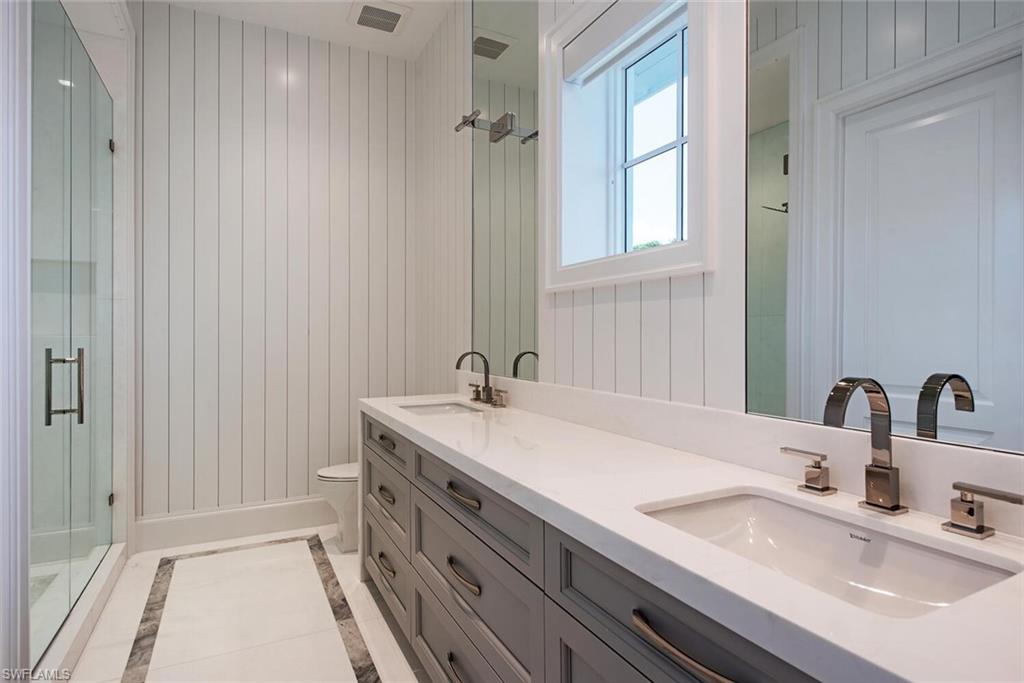 AQUALANE SHORES - Residential