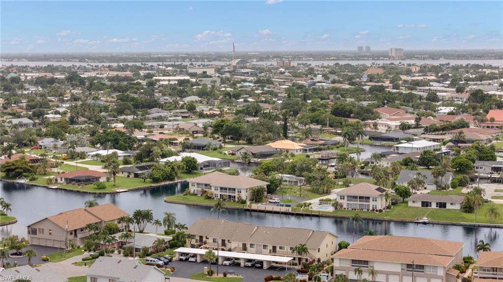 CLUB HARBOUR CONDO - Residential