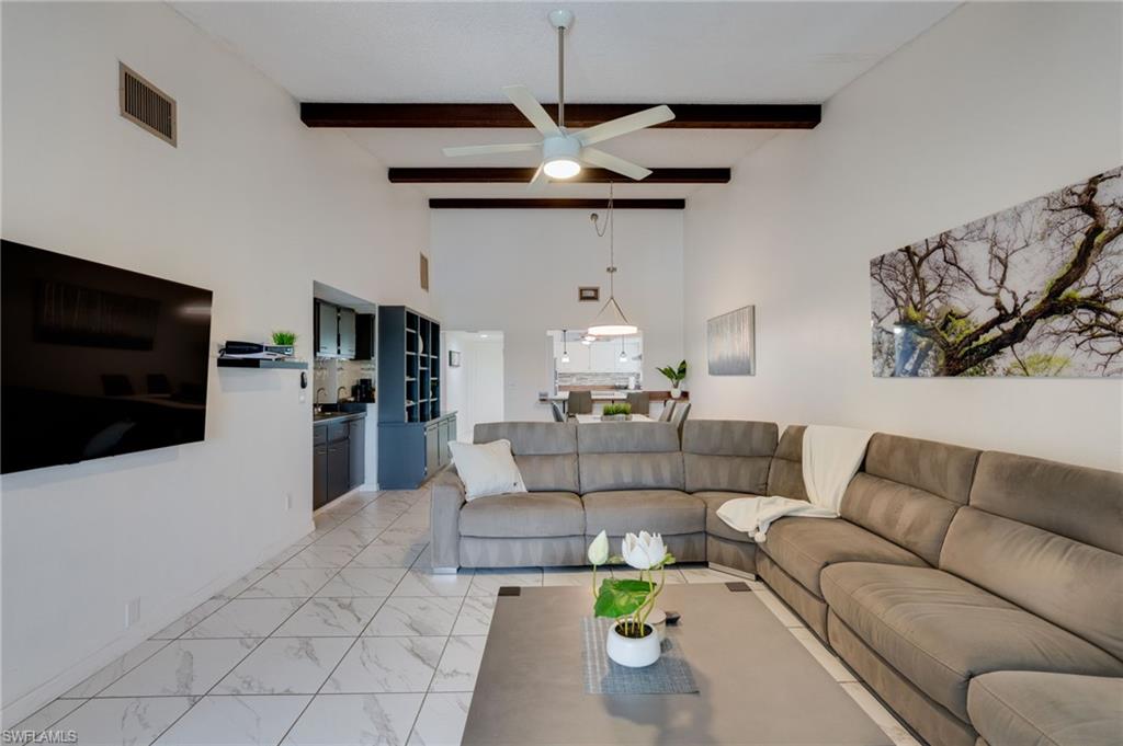 CLUB HARBOUR CONDO - Residential