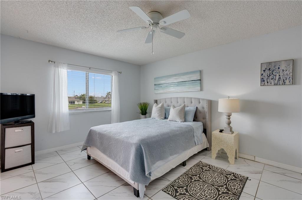 CLUB HARBOUR CONDO - Residential