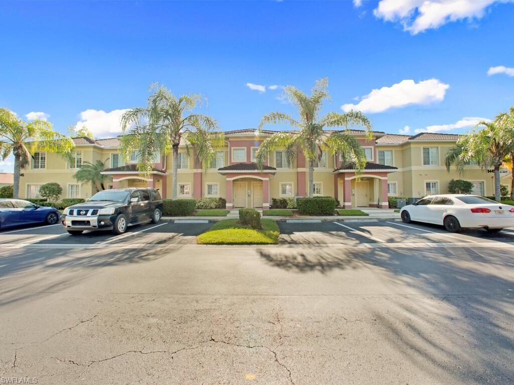 VILLAGE OF STONEYBROOK - Residential