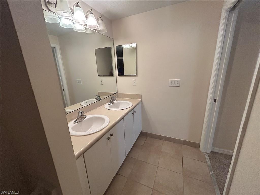 THE COVE AT SIX MILE - Residential Lease