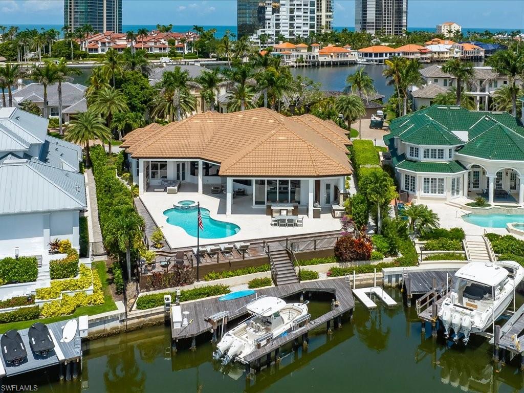 PARK SHORE - Residential