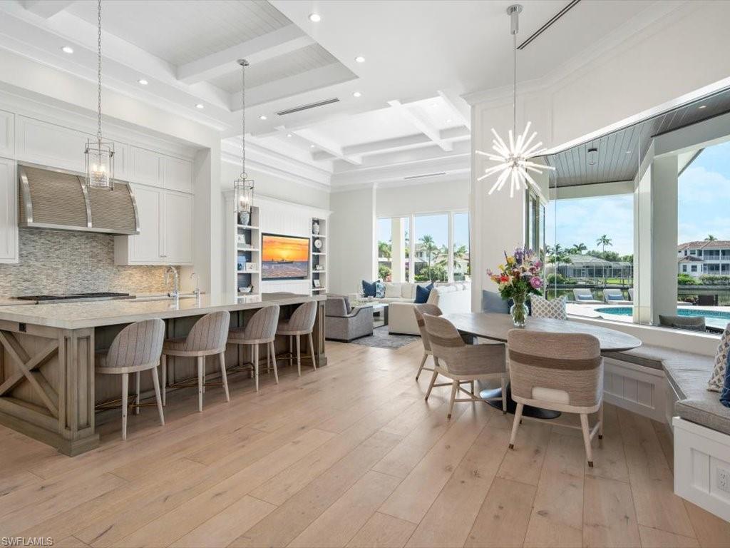 PARK SHORE - Residential