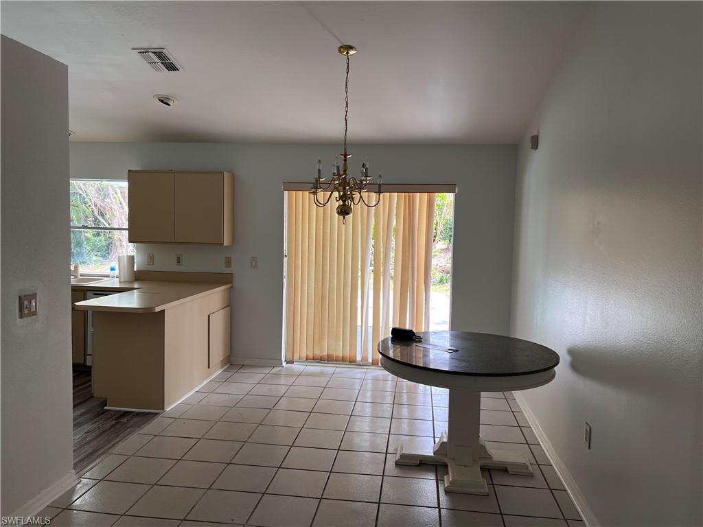 SAN CARLOS PARK - Residential