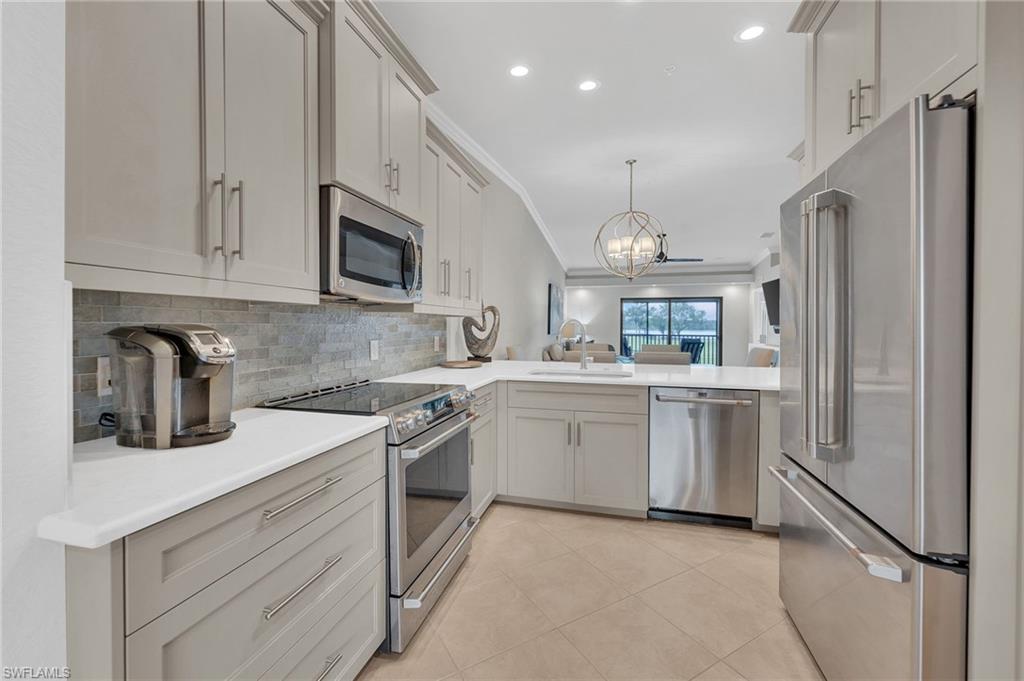 HERITAGE BAY - Residential