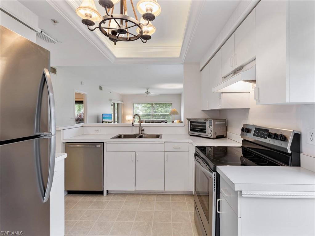 EAGLE POINTE CONDO - Residential