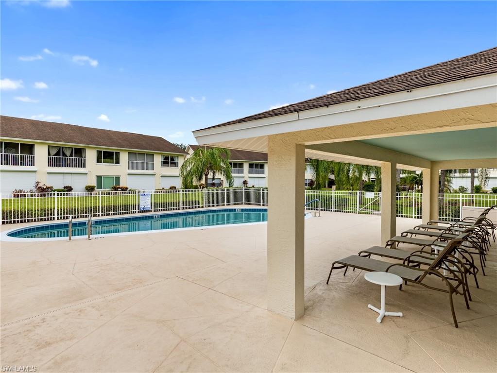 EAGLE POINTE CONDO - Residential