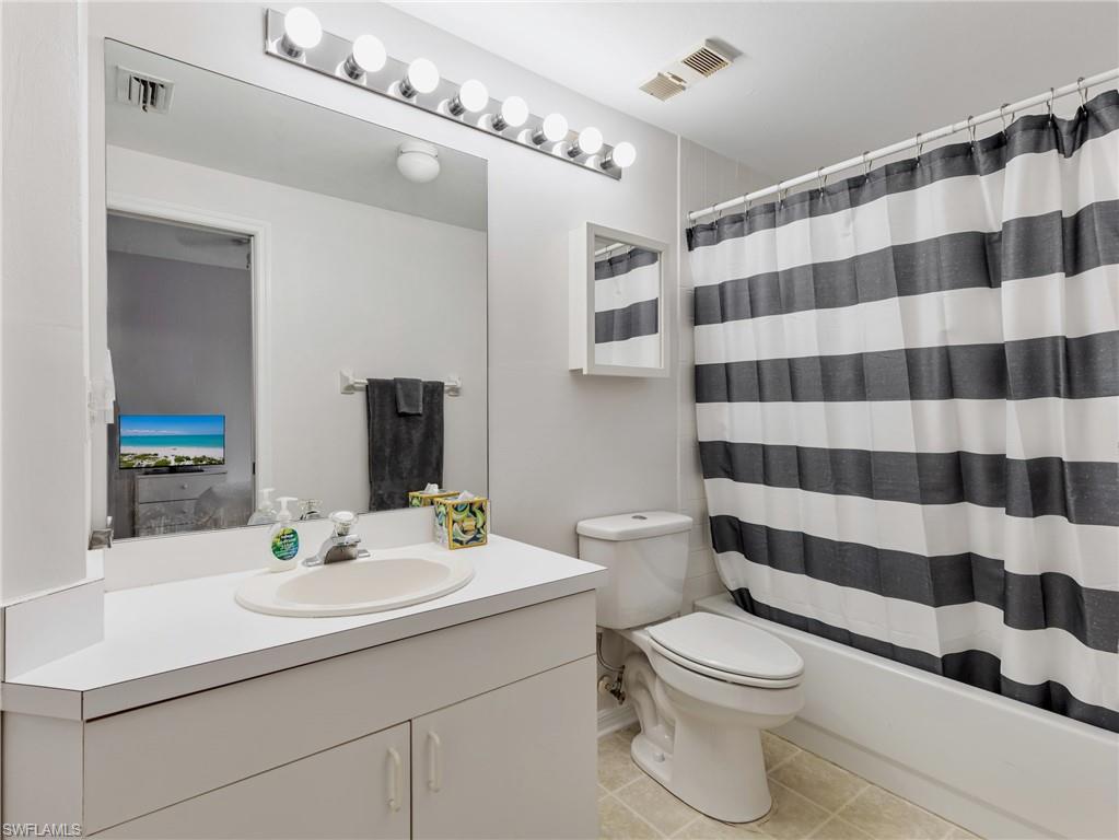 EAGLE POINTE CONDO - Residential