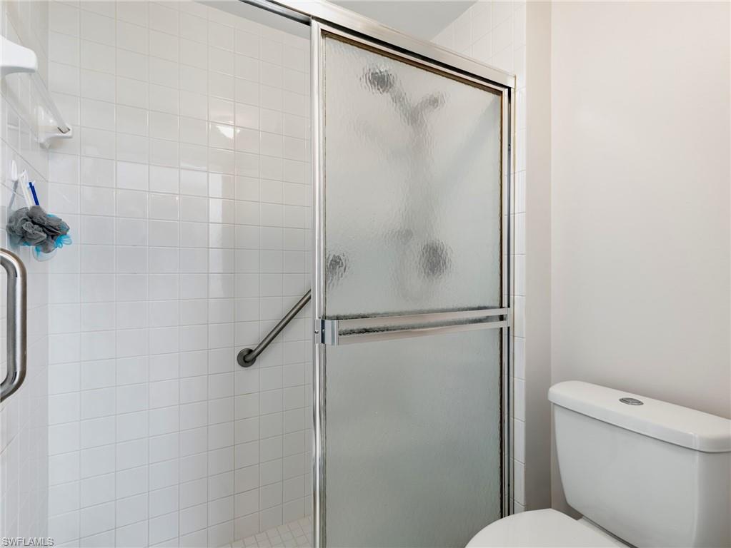EAGLE POINTE CONDO - Residential