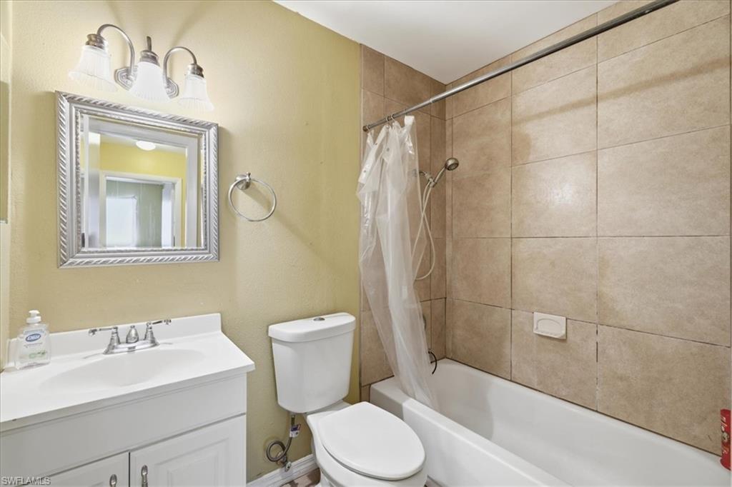 FAIRWAYS CONDO - Residential