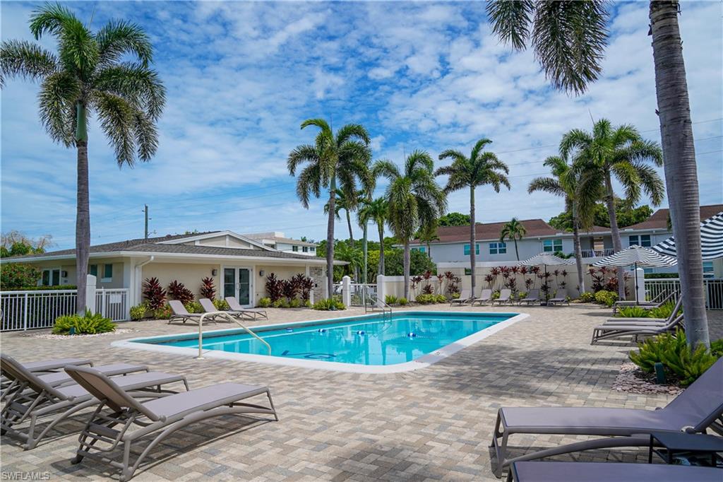 EVERGLADES CLUB - Residential