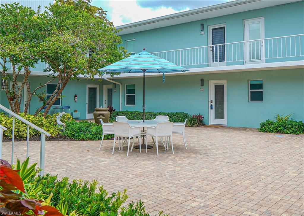 EVERGLADES CLUB - Residential
