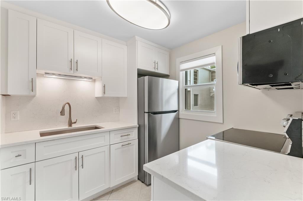 EVERGLADES CLUB - Residential