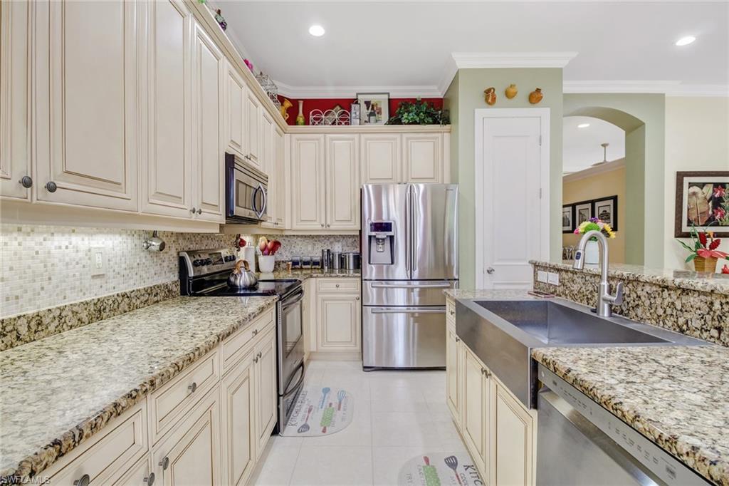 CASCADES AT ESTERO - Residential