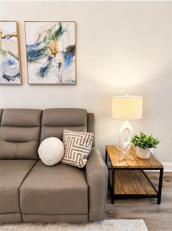 CITRUS GREENS - Residential