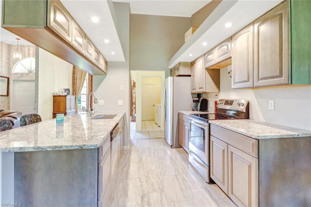 GOLDEN GATE ESTATES - Residential