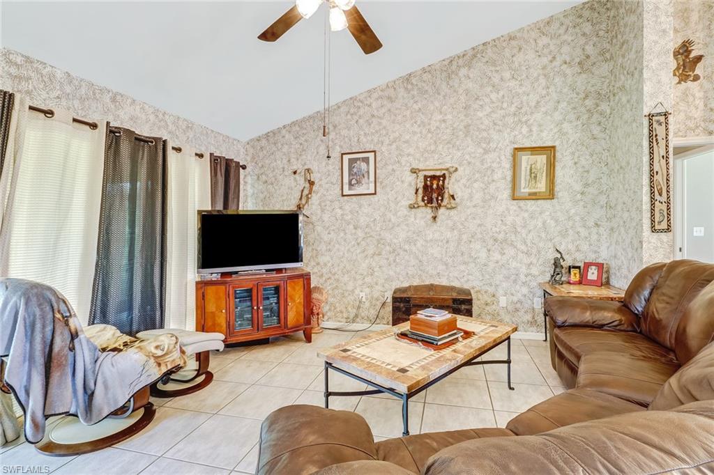 GOLDEN GATE ESTATES - Residential