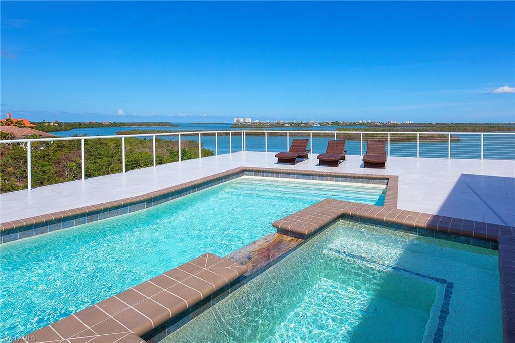 KEY MARCO - Residential