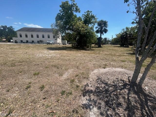 FORT MYERS - Land