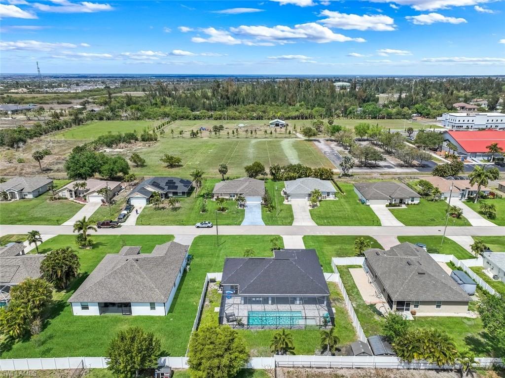 CAPE CORAL - Residential