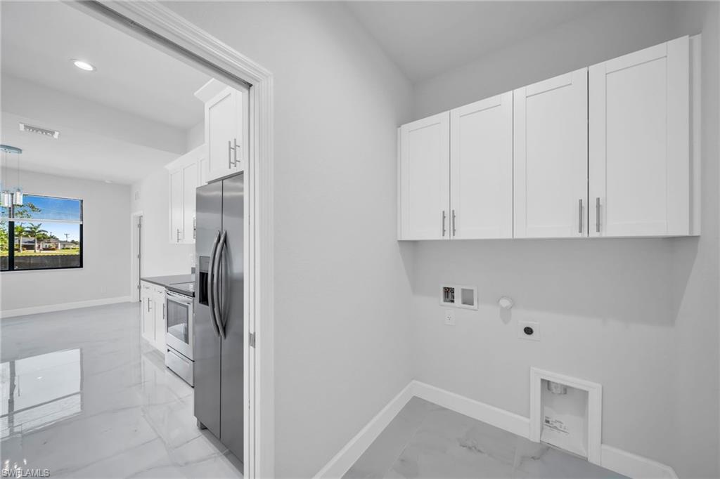 CAPE CORAL - Residential Lease